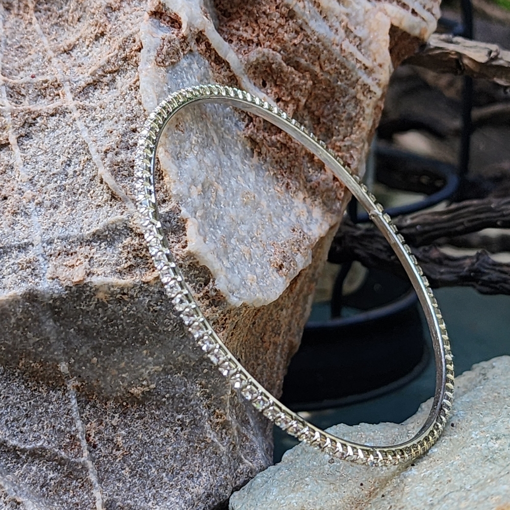 ❤️ Silver Bracelet Sparkling White Crystals Thin Bracelet Luxury Jewelry